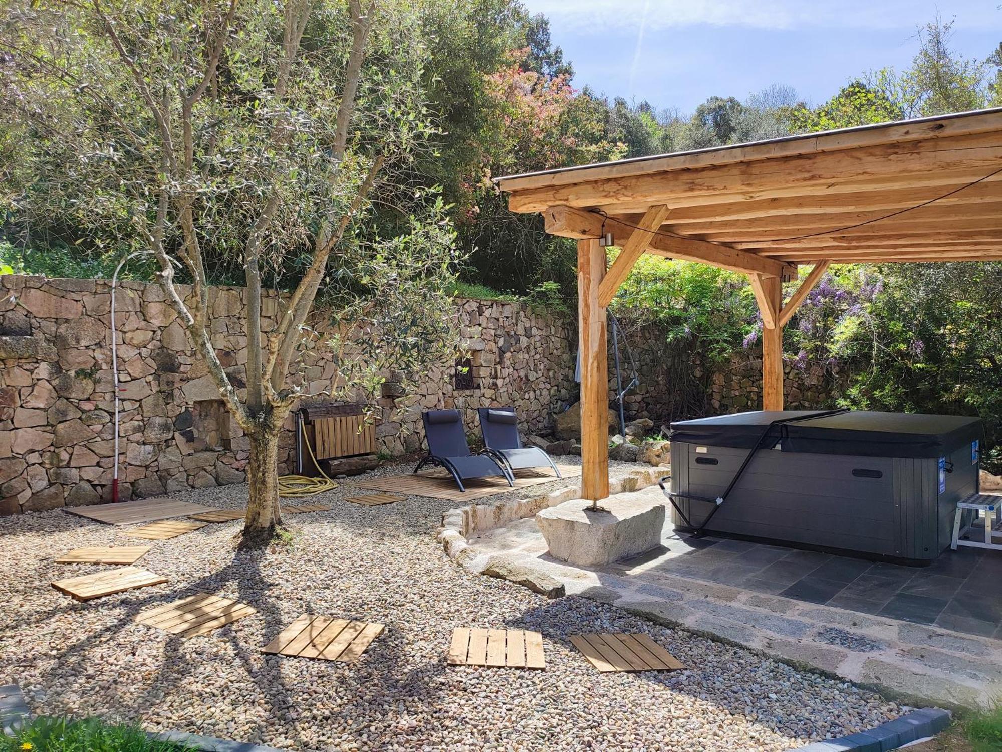 Résidence A CASA VECCHIA gites de charme avec JACUZZI proche Ajaccio Peri Esterno foto